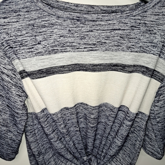 Gap Front Tie Blue White Striped Heathered Sweater XS Relaxed Fit - Picture 8 of 8